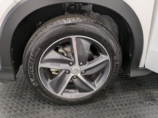 Photo of 2022 Platinum White Pearl Honda HR-V