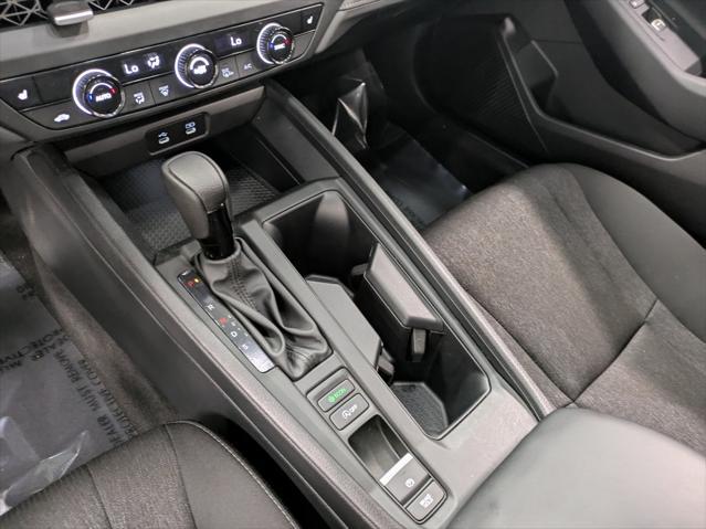 Photo of 2023 Lunar Silver Metallic Honda Accord