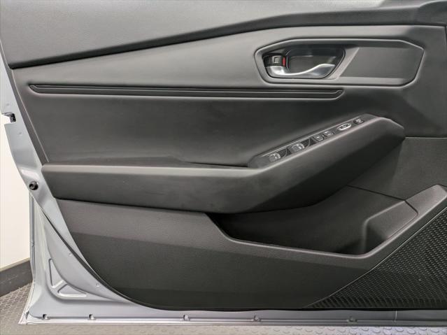 Photo of 2023 Lunar Silver Metallic Honda Accord