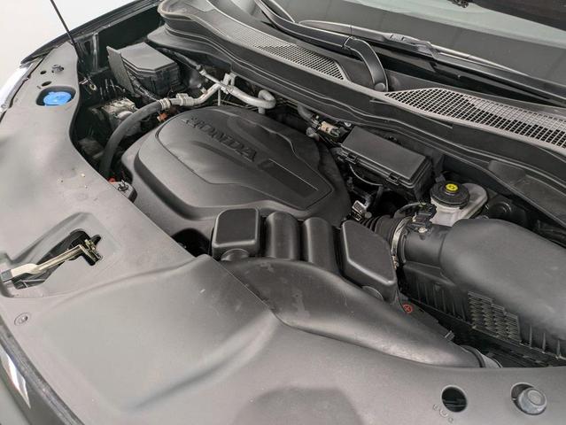 Photo of 2022 Crystal Black Pearl Honda Pilot