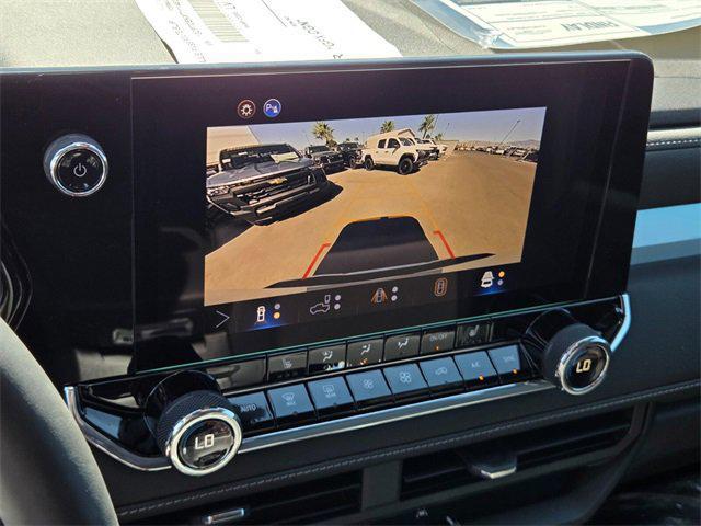 Photo of 2026 Summit White Chevrolet Colorado