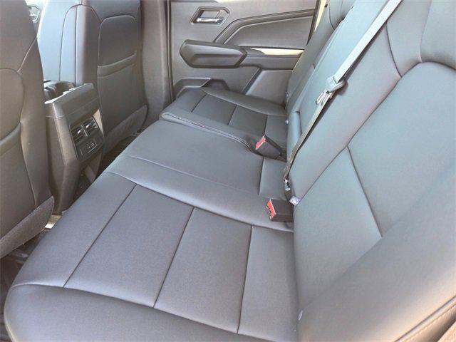 Photo of 2026 Summit White Chevrolet Colorado