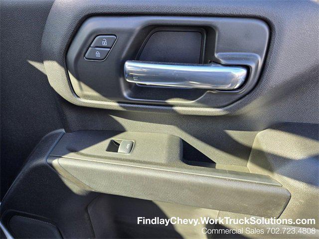Photo of 2025 Summit White Chevrolet Silverado 2500