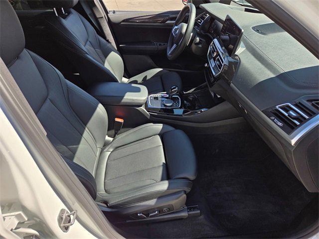Photo of 2024 Alpine White BMW X3