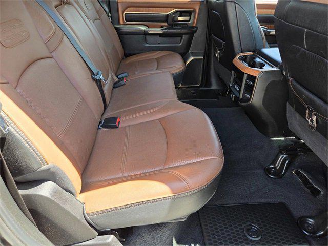 Photo of 2024 Diamond Black Crystal Pearlcoat RAM 2500