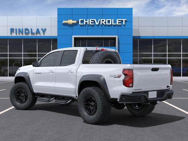 Photo of 2025 Summit White Chevrolet Colorado