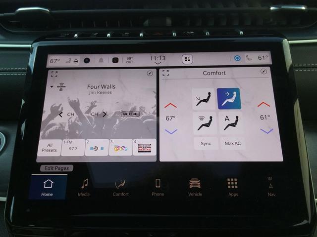 Photo of 2024 Silver Zynith Jeep Grand Cherokee