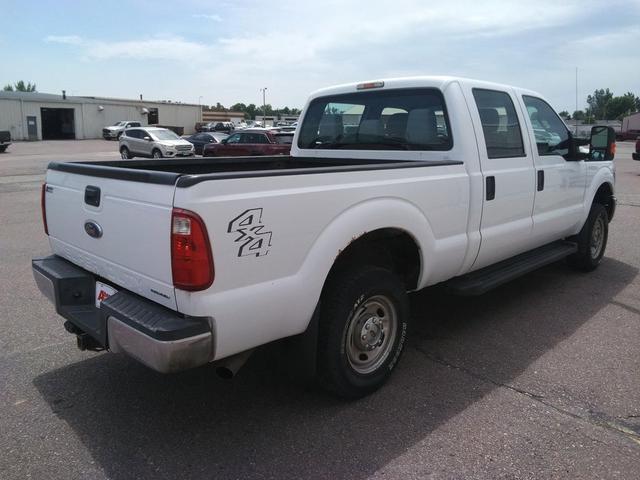 Photo of 2015 White Ford F-250