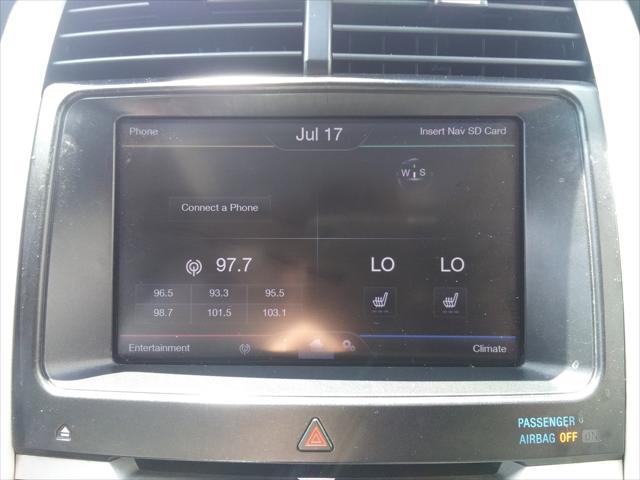Photo of 2013 Red Ford Edge