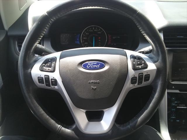 Photo of 2013 Red Ford Edge