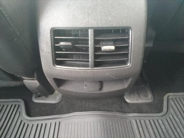 Photo of 2013 Red Ford Edge