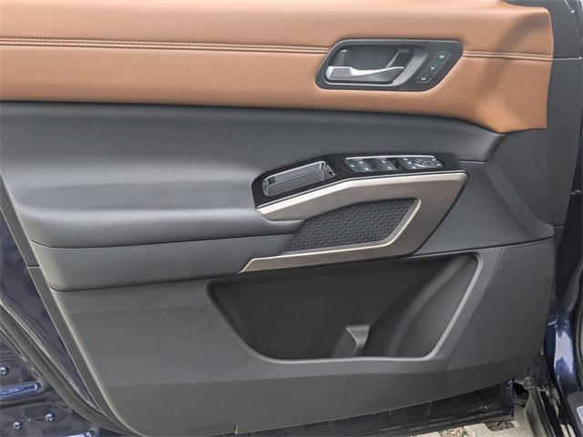 Photo of 2024 Deep Ocean Blue Pearl Nissan Pathfinder