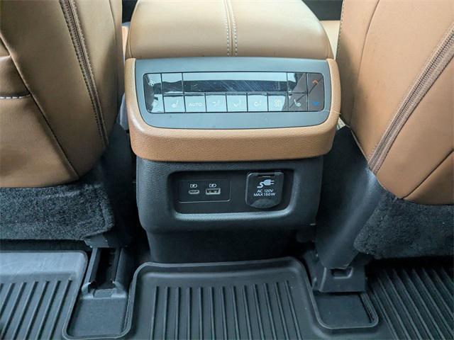 Photo of 2024 Deep Ocean Blue Pearl Nissan Pathfinder