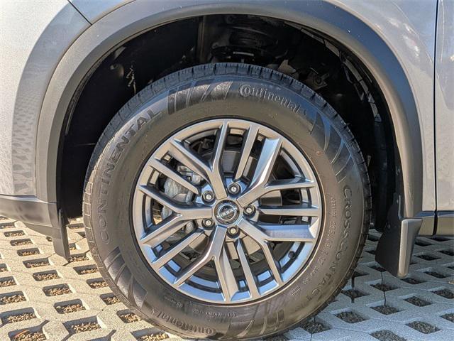 Photo of 2022 Gun Metallic Nissan Rogue