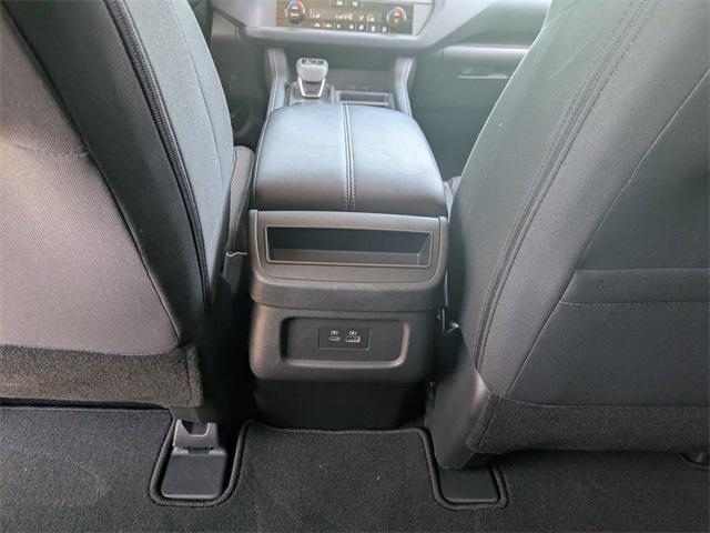 Photo of 2024 Super Black Nissan Pathfinder