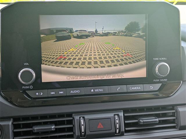 Photo of 2024 Super Black Nissan Pathfinder