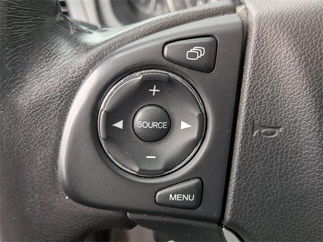 Photo of 2016 Crystal Black Pearl Honda CR-V
