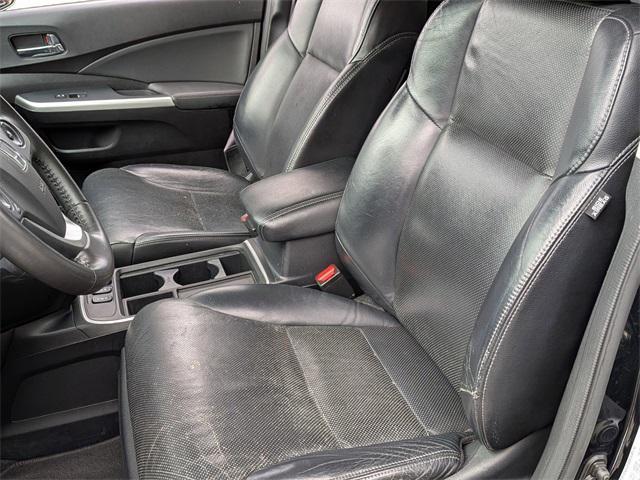 Photo of 2016 Crystal Black Pearl Honda CR-V