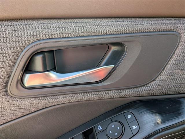 Photo of 2023 Scarlet Ember Tintcoat Nissan Rogue