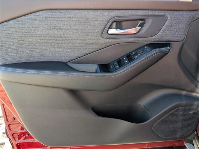 Photo of 2023 Scarlet Ember Tintcoat Nissan Rogue