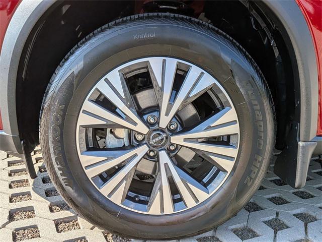 Photo of 2023 Scarlet Ember Tintcoat Nissan Rogue
