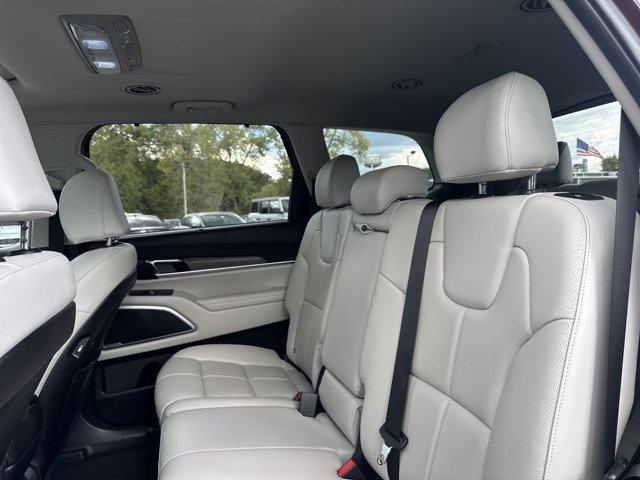 Photo of 2022 Sangria Red Kia Telluride