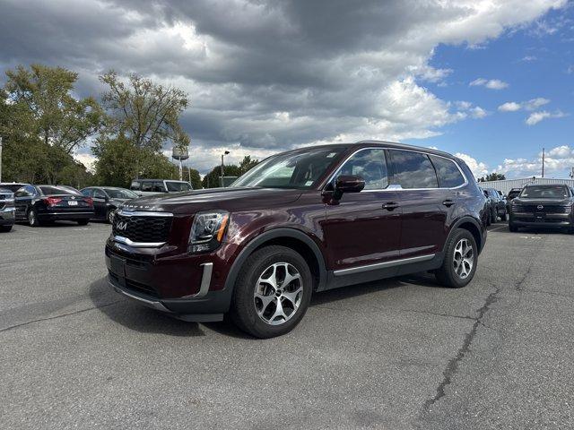 Photo of 2022 Sangria Red Kia Telluride