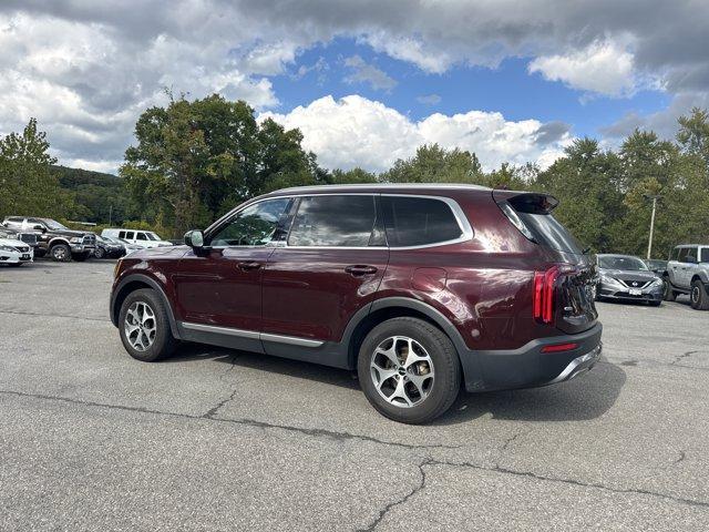 Photo of 2022 Sangria Red Kia Telluride
