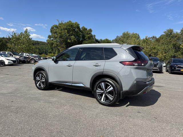 Photo of 2022 Boulder Gray Nissan Rogue