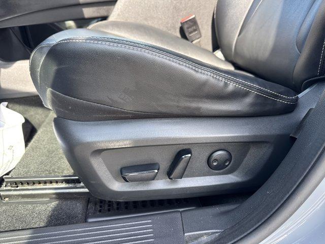 Photo of 2022 Boulder Gray Nissan Rogue