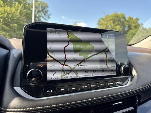 Photo of 2022 Boulder Gray Nissan Rogue