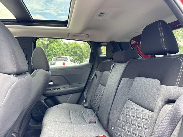 Photo of 2025 Scarlet Ember T Nissan Kicks