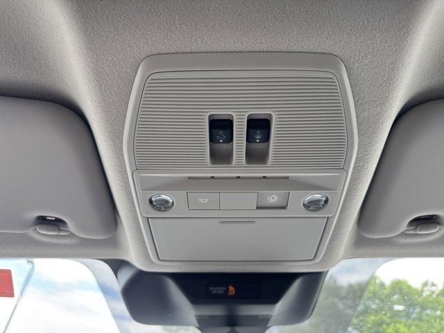 Photo of 2025 Scarlet Ember T Nissan Kicks