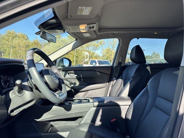 Photo of 2023 Gun Metallic Nissan Rogue