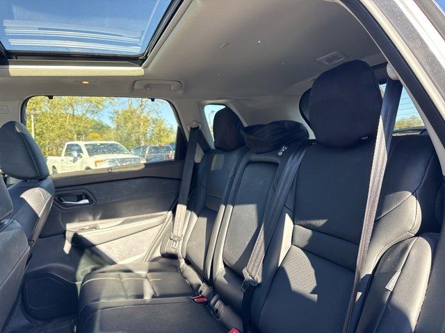 Photo of 2023 Gun Metallic Nissan Rogue