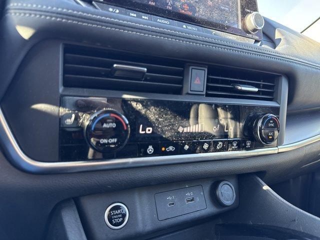 Photo of 2023 Gun Metallic Nissan Rogue