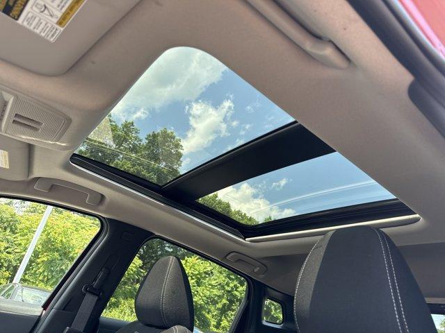 Photo of 2025 Scarlet Ember T Nissan Kicks