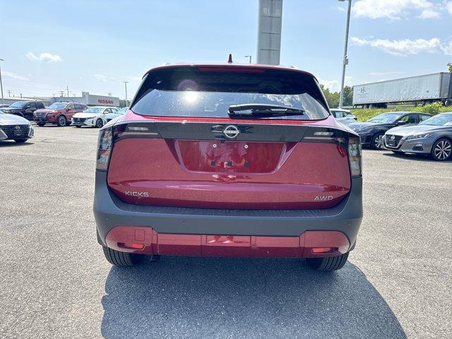 Photo of 2025 Scarlet Ember T Nissan Kicks