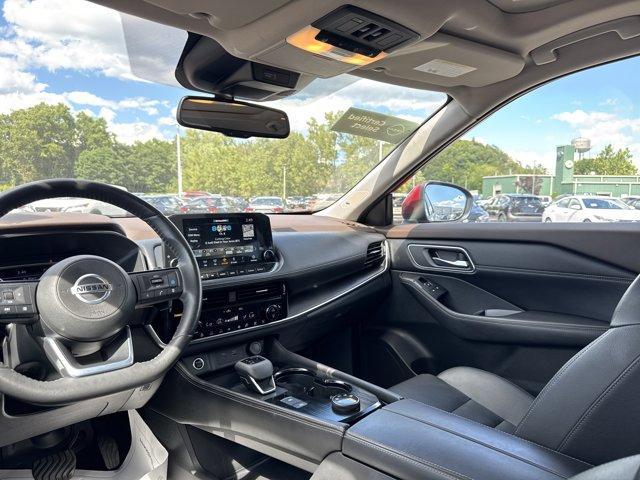 Photo of 2021 Scarlet Ember Nissan Rogue