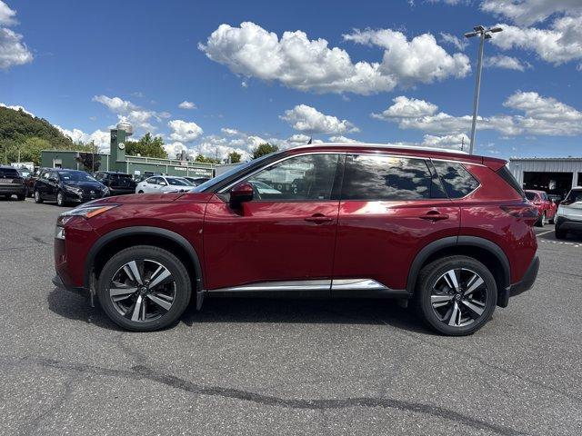 Photo of 2021 Scarlet Ember Nissan Rogue