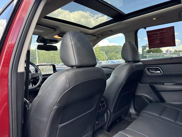 Photo of 2021 Scarlet Ember Nissan Rogue