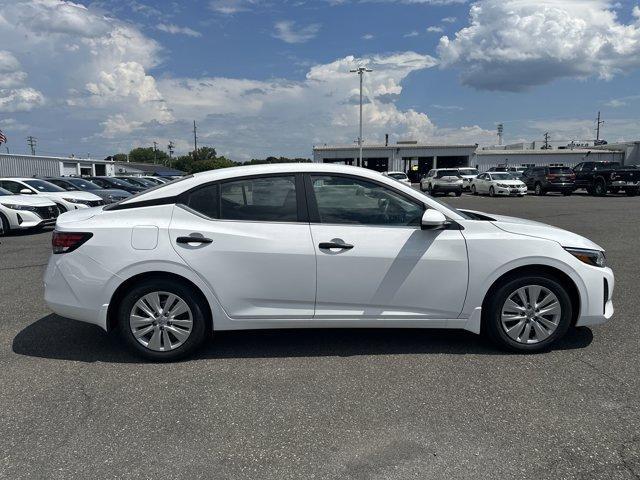 Photo of 2025 Cloud White Nissan Sentra