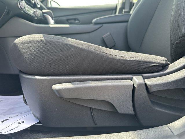 Photo of 2025 Cloud White Nissan Sentra