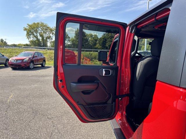 Photo of 2021 Firecracker Red Clearcoat Jeep Gladiator