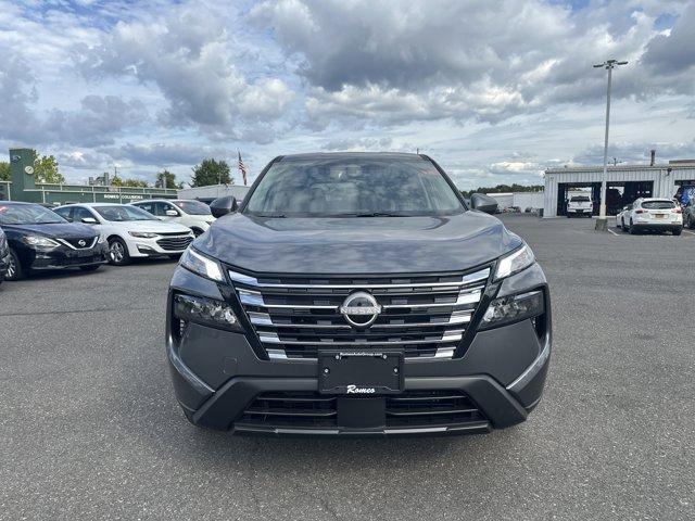 Photo of 2026 Gun Metallic Nissan Rogue
