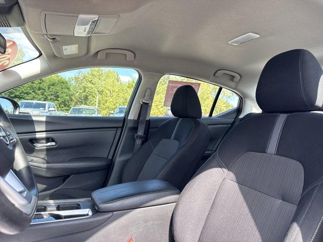 Photo of 2024 Black Nissan Sentra
