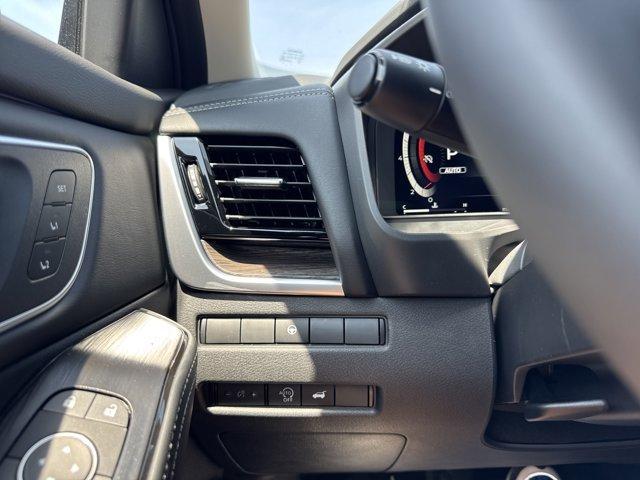 Photo of 2025 Boulder Gray Metallic Nissan Rogue