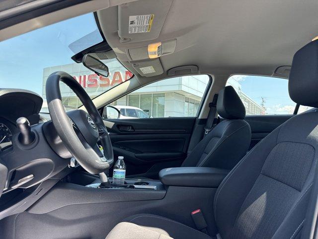 Photo of 2025 Gun Metallic Nissan Altima
