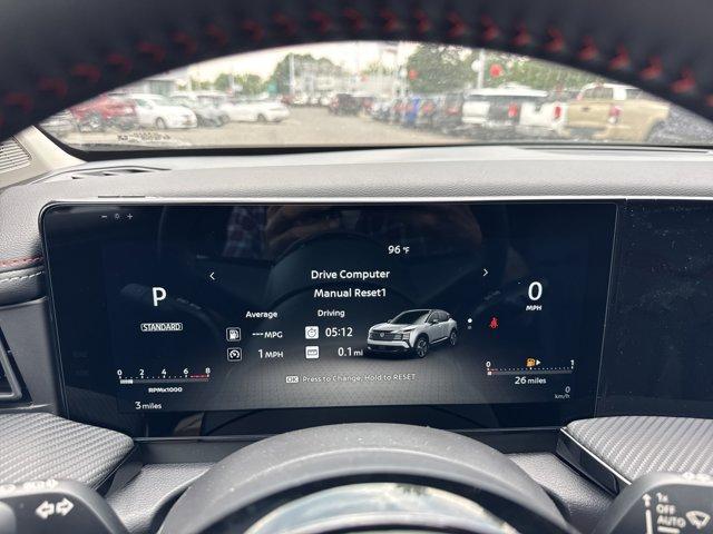 Photo of 2025 Super Black Nissan Kicks