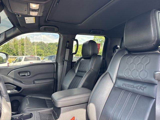 Photo of 2022 Glacier White Nissan Frontier